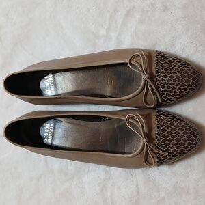 Stuart Weitzman Gabby Cap Toe Flats Size 8.5 M